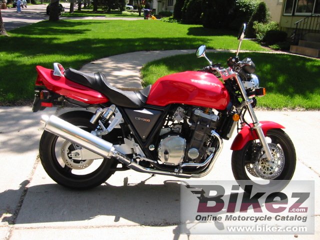 Big Bob Cherry - Minnesota cb 1000 f picture and wallpaper from Bikez.com